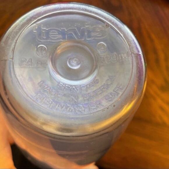 Tervis 24 Ounce H2O Tumbler Good condition - Picture 2 of 4